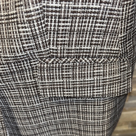 JONES STUDIO CHOCOLATE TWEED 2 BUTTON BLAZER SIZE 14 CLASSIC COLLARED - Picture 6 of 12